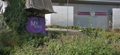 Une voiture pouvant contenir des explosifs retrouvée dans le...