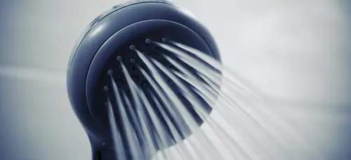 Prendre une douche froide lorsqu’il fait chaud n’est pas une bonne...