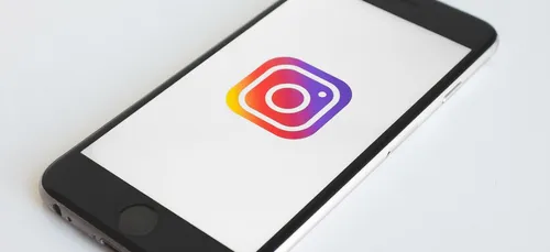 Falling Stars Challenge : le nouveau défi hilarant d’Instagram