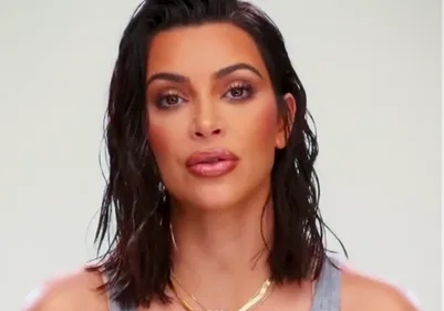 Kim Kardashian : son nouveau collier implanté sous la peau choque...