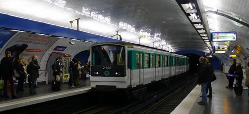 RATP : des agents de sûreté armés dans les couloirs du métro