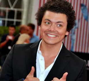 Rentrée 2018 : Kev Adam est méconnaissable sur une vieille photo de...