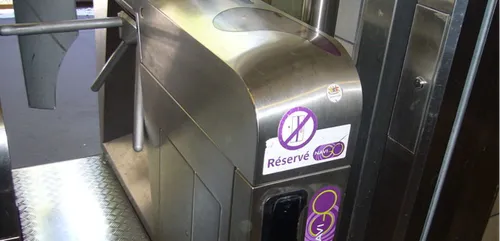 Ile-de-France : les premiers tests du ticket de métro sur Smartphone