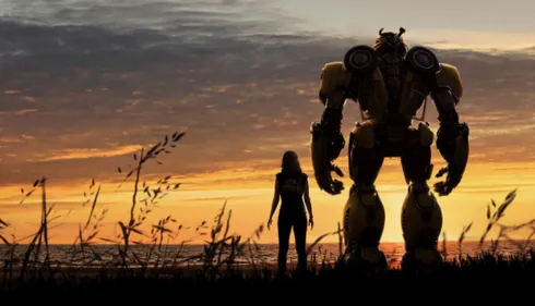 « Transformers » : la bande-annonce du spin off « Bumblebee » entre...