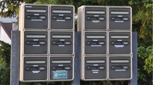 Ile-de-France : des tracts vous arnaquent dans votre boite aux lettres