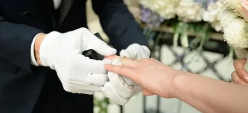 La bague de Meghan Markle pour seulement 35 euros, c'est possible !...