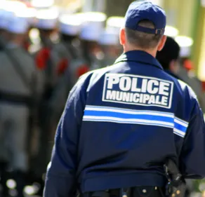 Ivre et armé d’un sabre, le maire de Wissous fait face à la justice