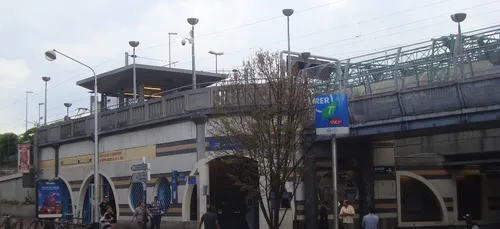 La Courneuve : il crie Allaouh Akbar et poignarde un homme