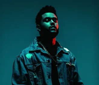 Selena Gomez hospitalisée : The Weeknd reste en retrait pour une...