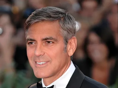 George Clooney parodie ‘’Game Of Thrones’’ dans la nouvelle...