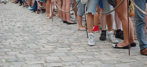 La technique infaillible pour ne plus jamais attendre dans une file...