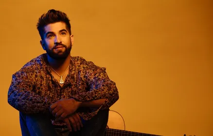 Kendji Girac : les clichés dont il a été victime avant la célébrité...