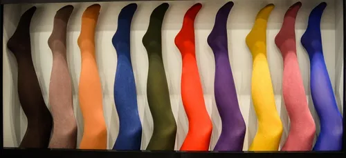 L’astuce imparable pour que vos collants ne glissent plus !