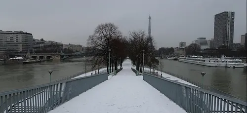 La neige arrive en Ile-de-France