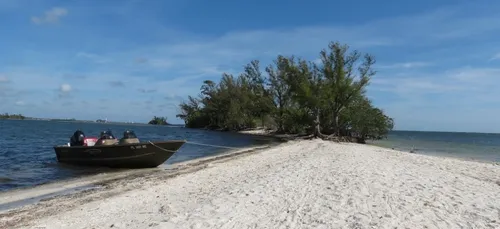 Île interdite d’accès ? Un touriste tué par les flèches d'une tribu...