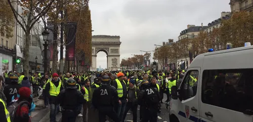 « Gilets jaunes » à Paris : retour sur les événements de la journée...
