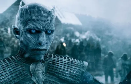 Game of Thrones S08 : l'interprète du Roi de la Nuit révèle une...