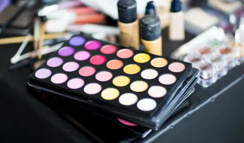 Un tuto make-up vire au drame pour une Youtubeuse (vidéo)