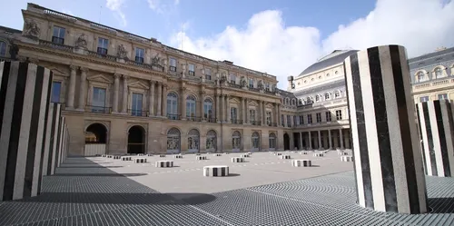 Paris : des migrants ont tenté d’entrer dans la Comédie-Française