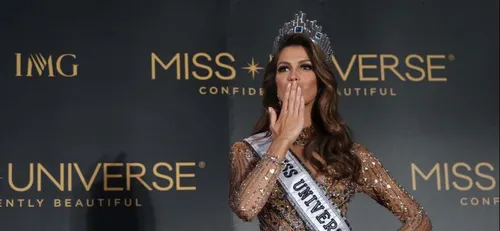 Miss Univers 2018 : Les Philippines l’emportent, la France se...