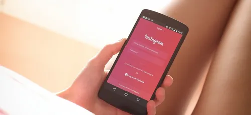 Instagram : une bloggeuse abuse de Photoshop et se fait démasquer...