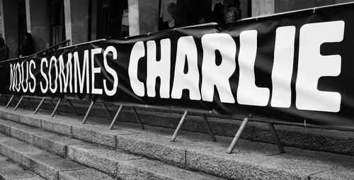 Attentats de Paris 2015 : Peter Cherif est en garde à vue en France