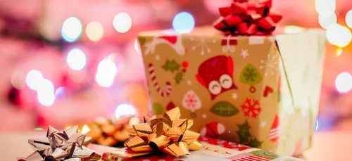 Un enfant déçu de ses cadeaux de Noël appelle la police !