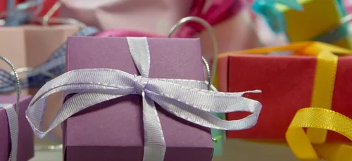 Val-de-Marne : la ville de Vitry continue de distribuer des cadeaux