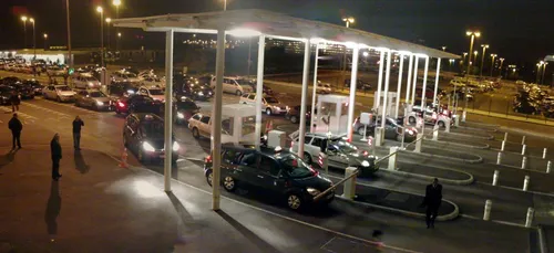 Les taxis comptent bloquer Orly et Roissy Charles-de-Gaulle