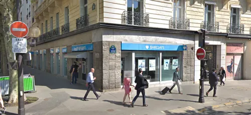 Champs-Élysées : une banque braquée, des employés séquestrés