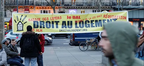 Paris : 150 sans abris occupent un gymnase près de l’Elysée