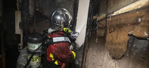Paris : au moins 10 morts et 31 blessés après un violent incendie