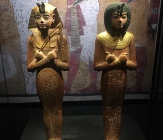 L’exposition événement sur Toutânkhamon ouvre samedi à Paris (photos)