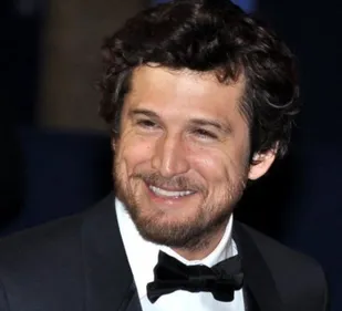 Nous finirons ensemble : Guillaume Canet dévoile les affiches du...