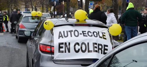 Ile-de-France : plusieurs opérations escargots d’auto-écoles ce lundi