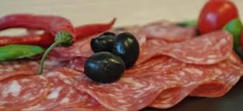 Île-de-France : rappel de plateaux de charcuterie vendus chez...