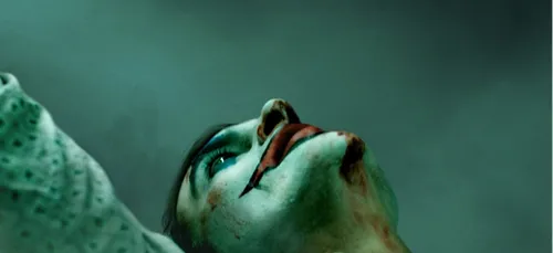 "JOKER" : la première bande-annonce dévoile Joaquin Phoenix dans le...