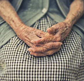 Santé : bientôt la fin des rides grâce à une protéine ?