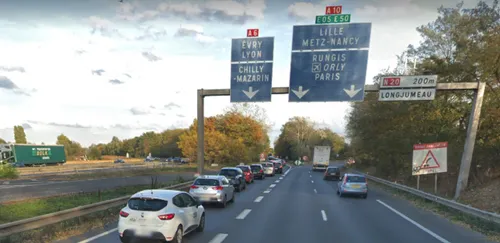 Essonne : l’autoroute A10 est coupée en direction de Paris