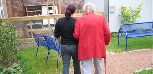 Île-de-France : une fausse aide-soignante détroussait les patients...