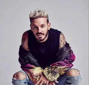 M Pokora présente son prochain single "Ouh Na Na" en live avec ses...