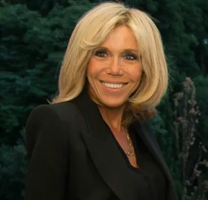 Clichy-sous-Bois : Brigitte Macron retourne à l'enseignement