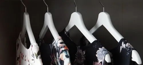 Une robe Asos devient la risée de la toile (Photo)