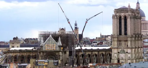Dons à Notre-Dame : seulement 80 millions d'euros versés sur les...