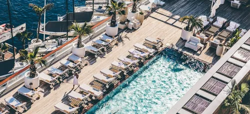 Le "Balconing", le défi dangereux qui tue de plus en plus de...