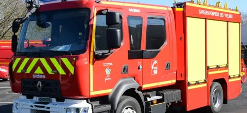 Un spectaculaire incendie sur un site Seveso dans les Yvelines