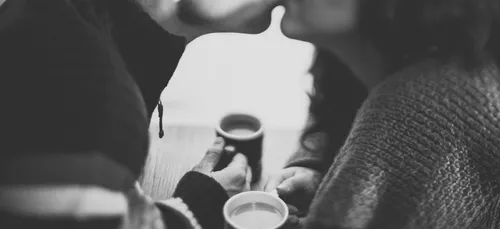 Embrasser, c’est tromper pour plus de 7 Françaises sur 10