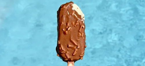 Elle lèche une glace dans un supermarché et risque 20 ans de prison...