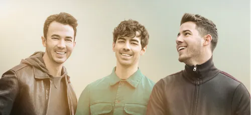 Nick Jonas et sa femme enflamment la toile avec un slow très...