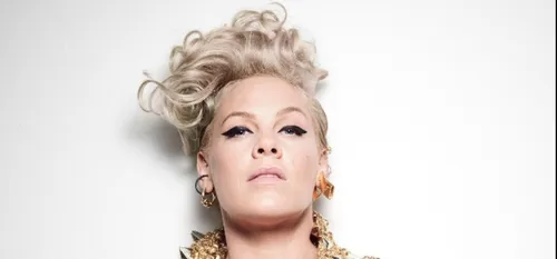 Pink  : vivement critiquée après une visite au zoo, la chanteuse...
